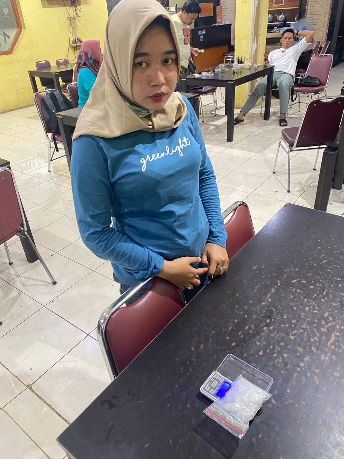 Polisi Tangkap Wanita Pengedar Sabu yang Kerap Beraksi di Apartemen Vida View Makassar